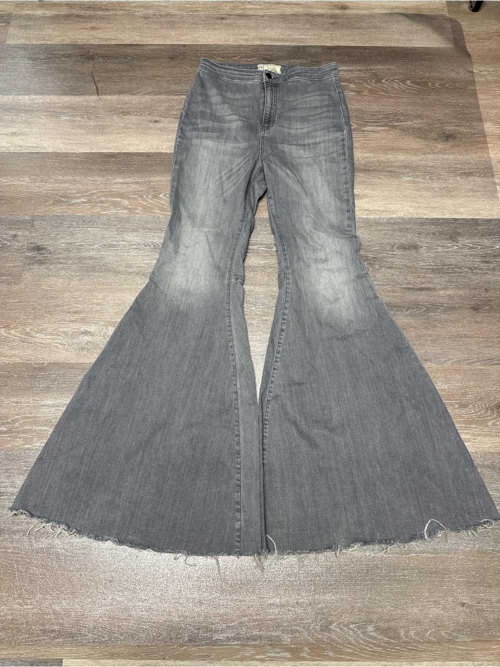 Free People Extreme Flare Bell Bottom Jeans Washed Gray Size 29